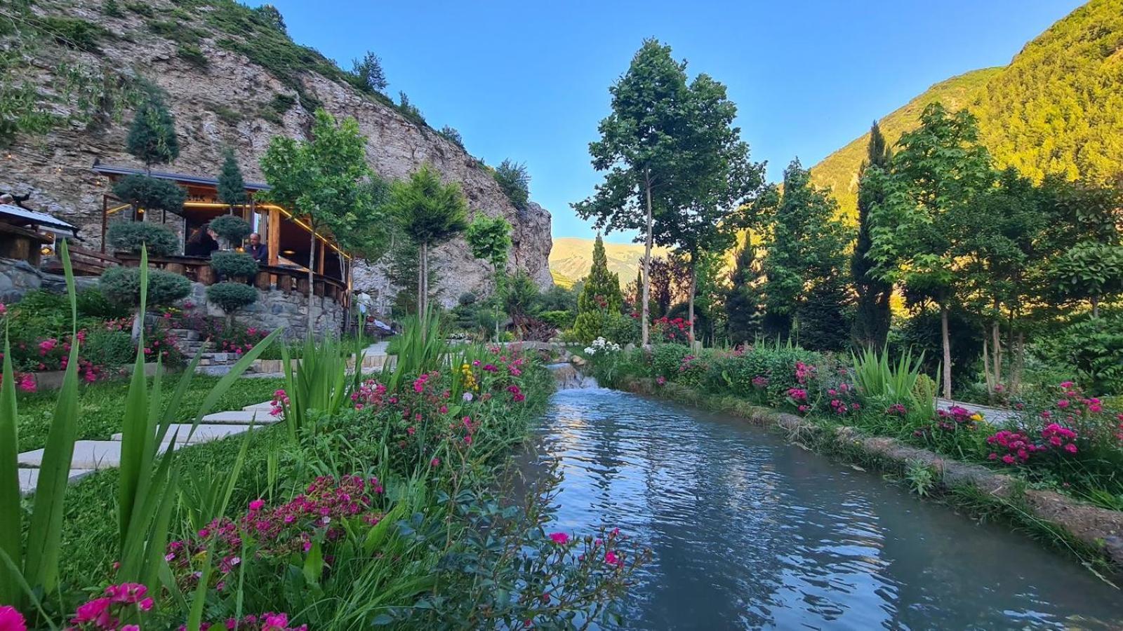 Dibra Park Agrotourism Peshkopi Exterior foto