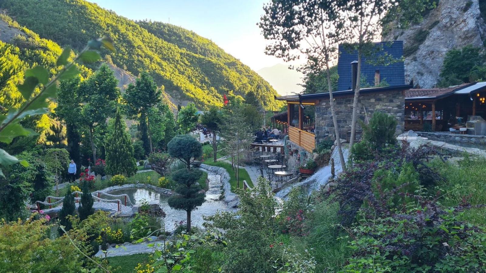 Dibra Park Agrotourism Peshkopi Exterior foto