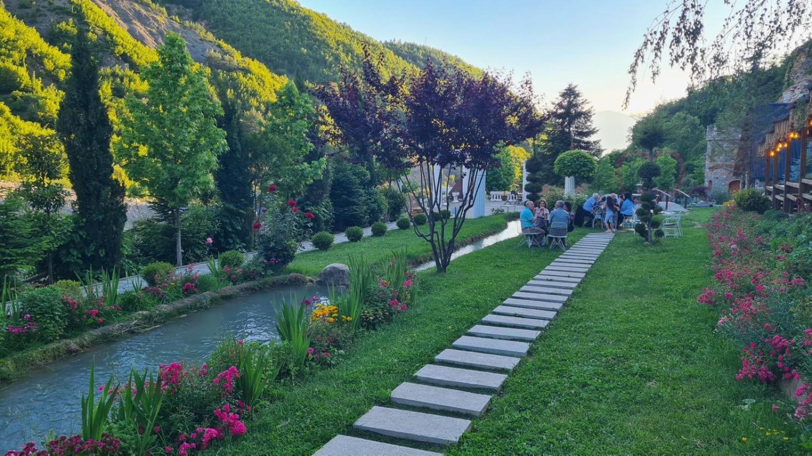 Dibra Park Agrotourism Peshkopi Exterior foto